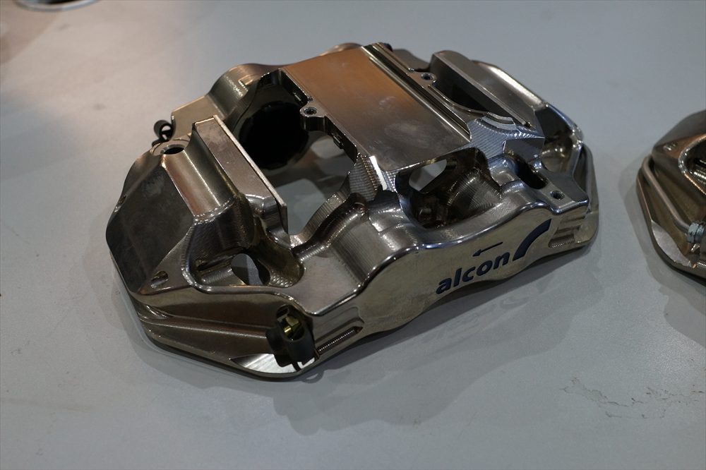 Alcon 4 Pot Gt Calipers Ross Sport Ltd